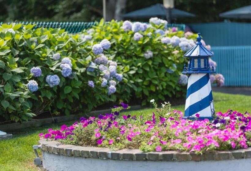 מוטל A Beach Breeze Inn