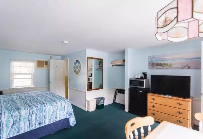 モーテル A Beach Breeze Inn
