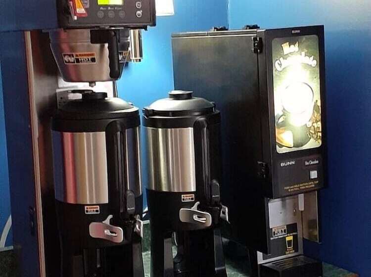 モーテル Model Towne Inn