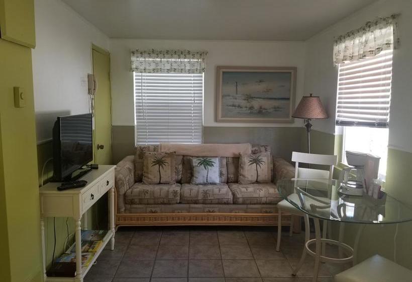 מוטל Tropical Bay Suites