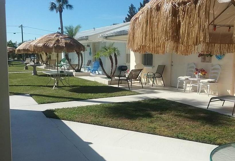 מוטל Tropical Bay Suites