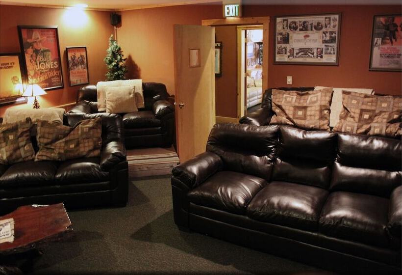 Old Corral Hotel & Steakhouse