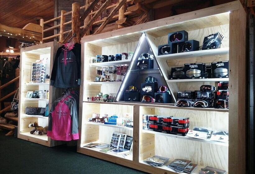 Old Corral Hotel & Steakhouse