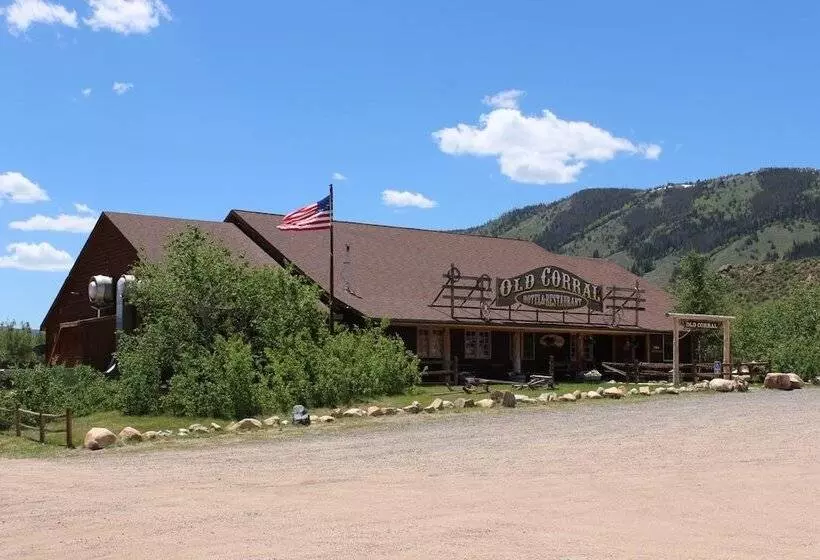 Old Corral Hotel & Steakhouse
