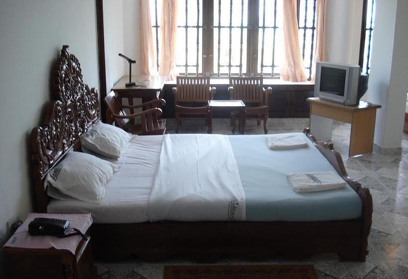 אתר נופש Shirleys Beach