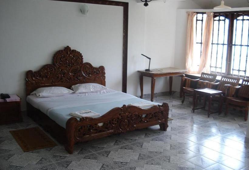 אתר נופש Shirleys Beach