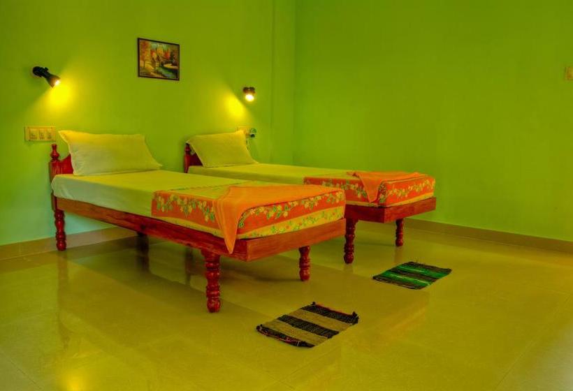 אתר נופש Shirleys Beach