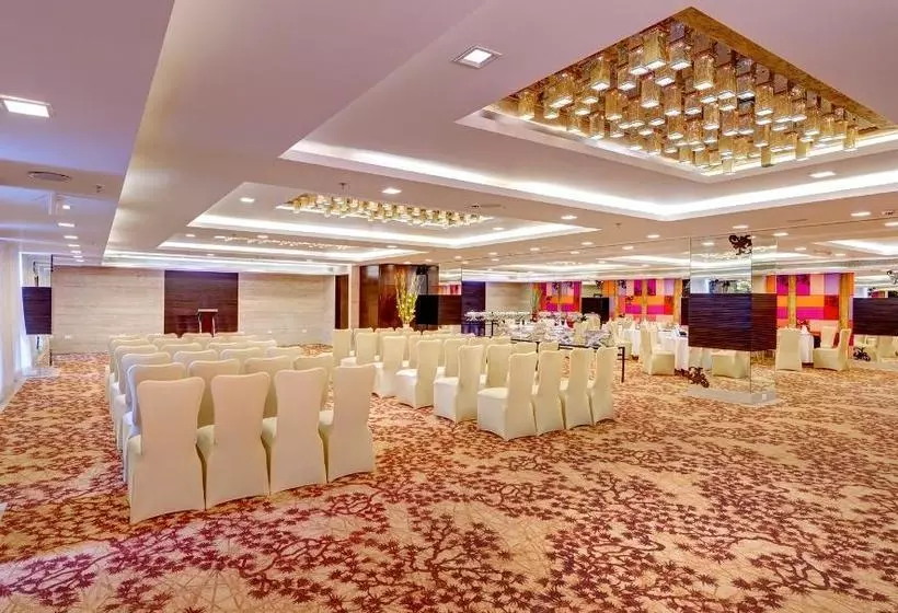 The Hotel Hindusthan International