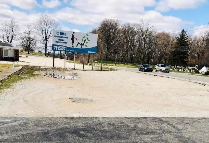 Woodridge Motel