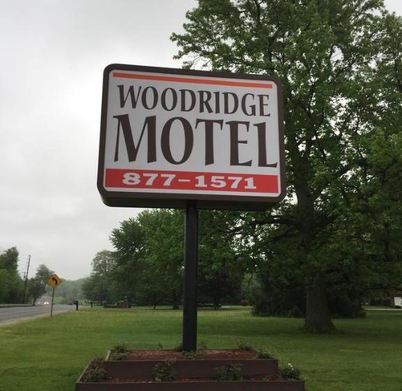Woodridge Motel