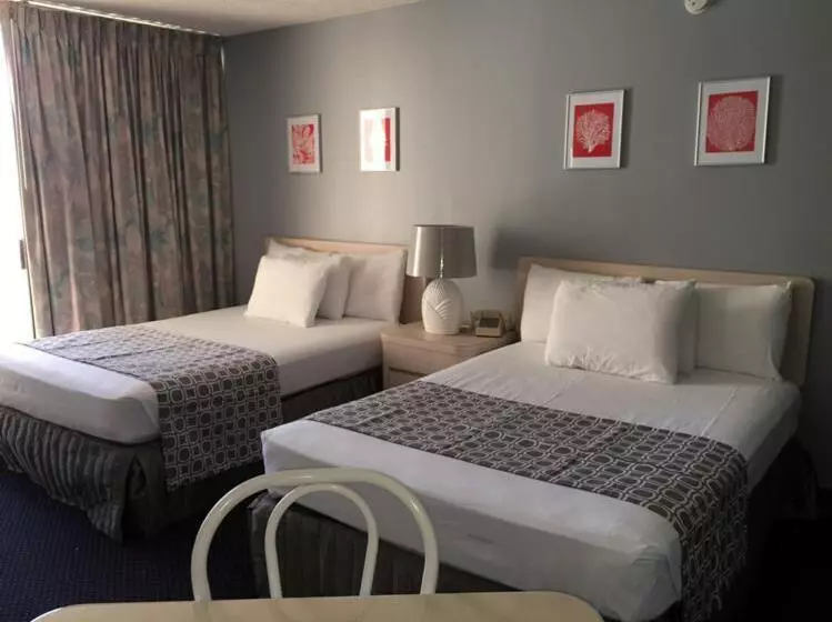 Bal Harbour Hotels