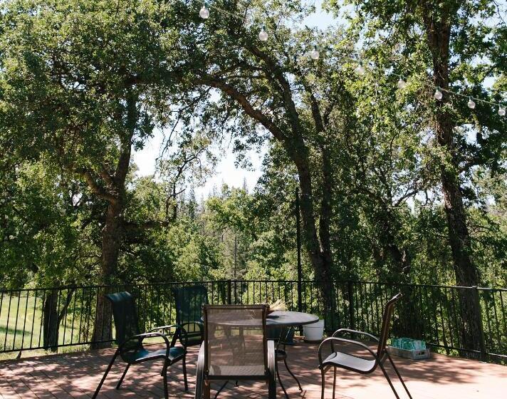 住宿加早餐 Red Tail Ranch