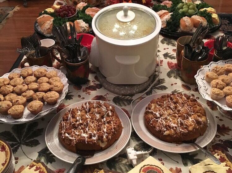 Center Harbor Sutton House B & B