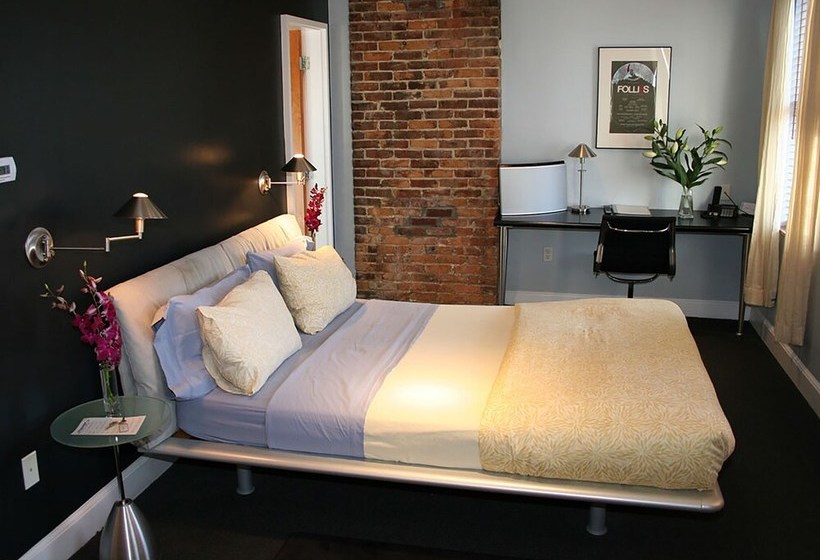 Encore Bed & Breakfast