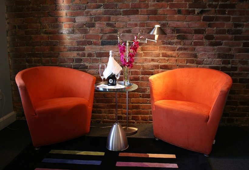 Encore Bed & Breakfast