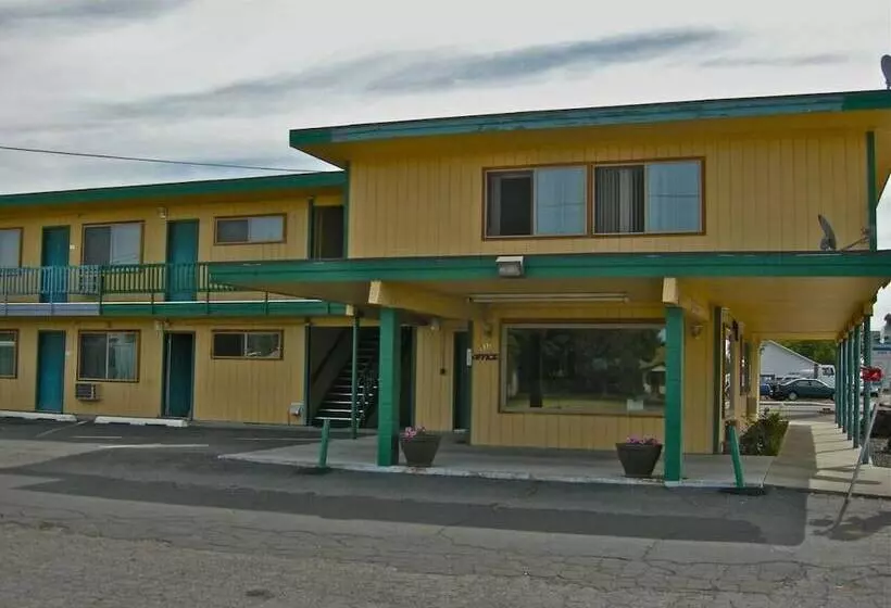 Greenway Motel