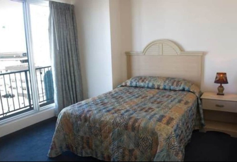 هتل Acropolis Oceanfront Resort