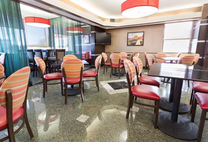 Hotelli Drury Inn & Suites Springfield Mo