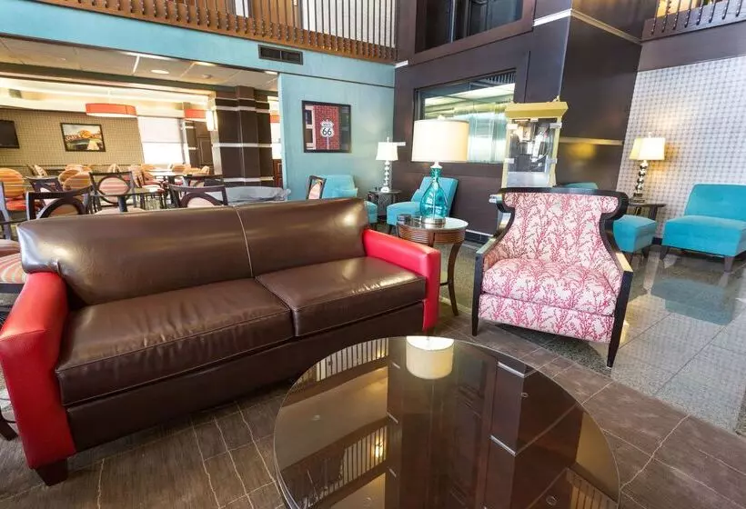 Hotelli Drury Inn & Suites Springfield Mo