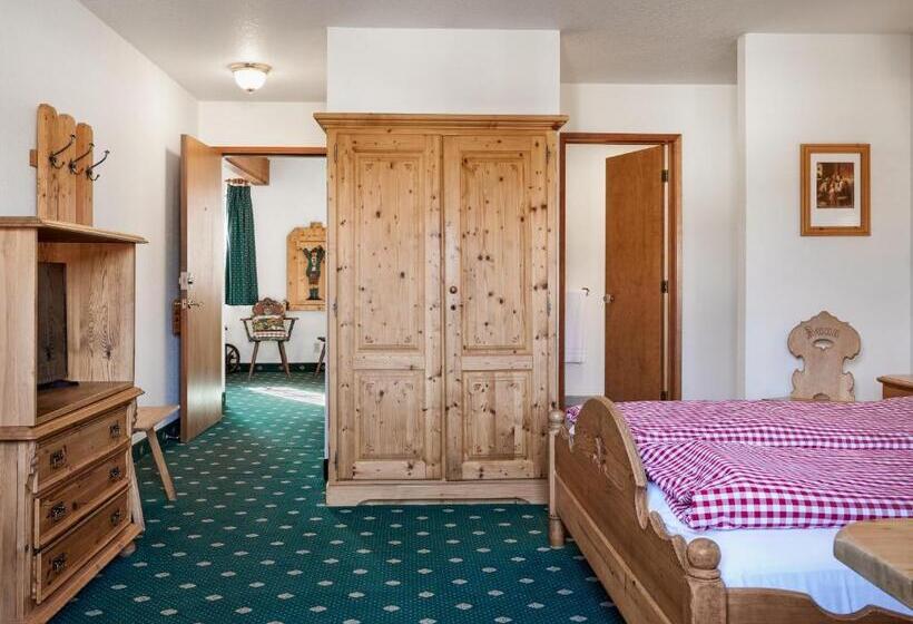 فندق Pension Anna