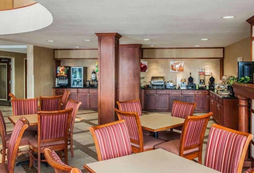 호텔 Quality Inn Castleton