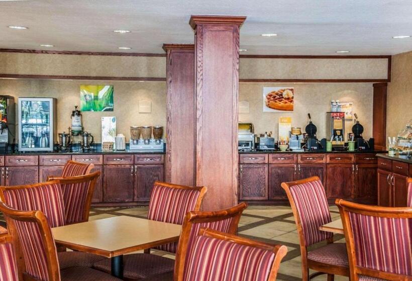 호텔 Quality Inn Castleton