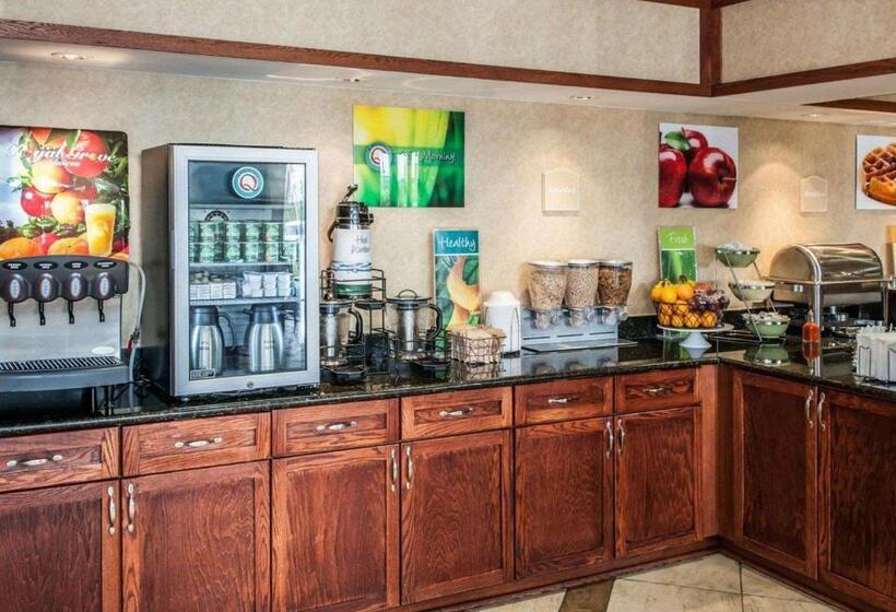 호텔 Quality Inn Castleton