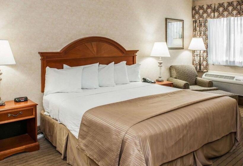 호텔 Quality Inn Castleton