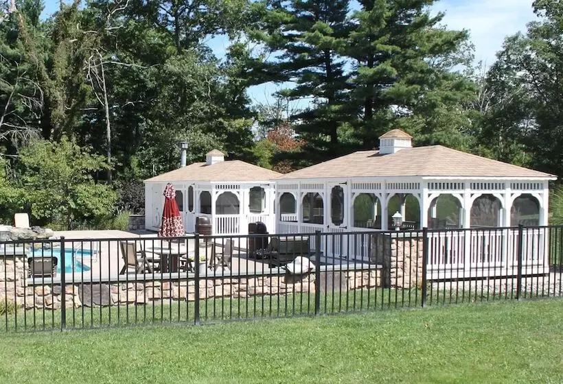 ホテル Woodfield Manor   A Sundance Vacations Property