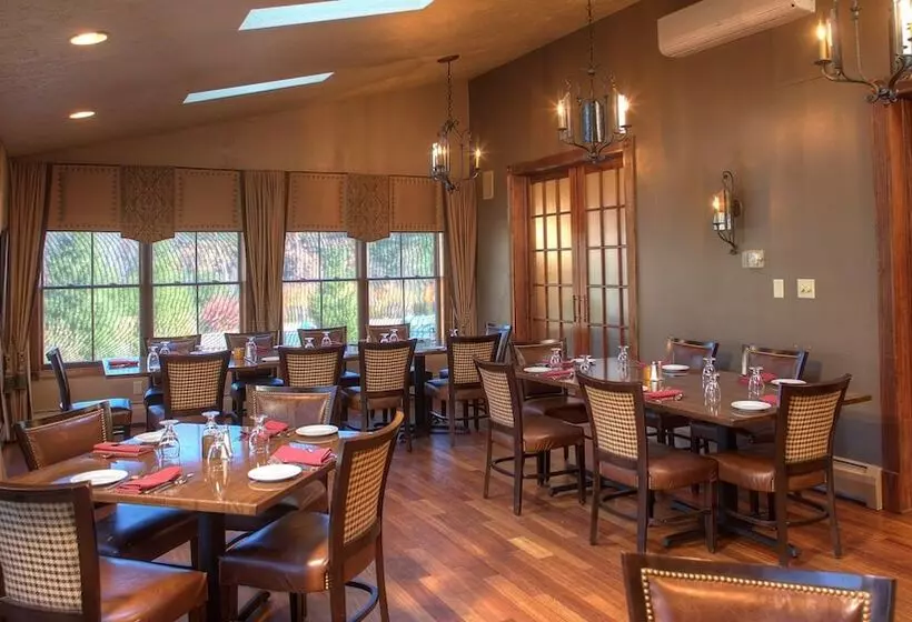 ホテル Woodfield Manor   A Sundance Vacations Property