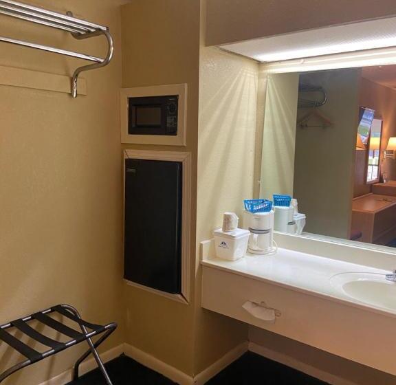 모텔 Americas Best Value Inn