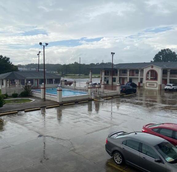 모텔 Americas Best Value Inn