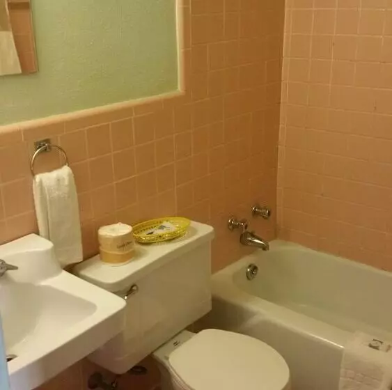 モーテル Budget Inn