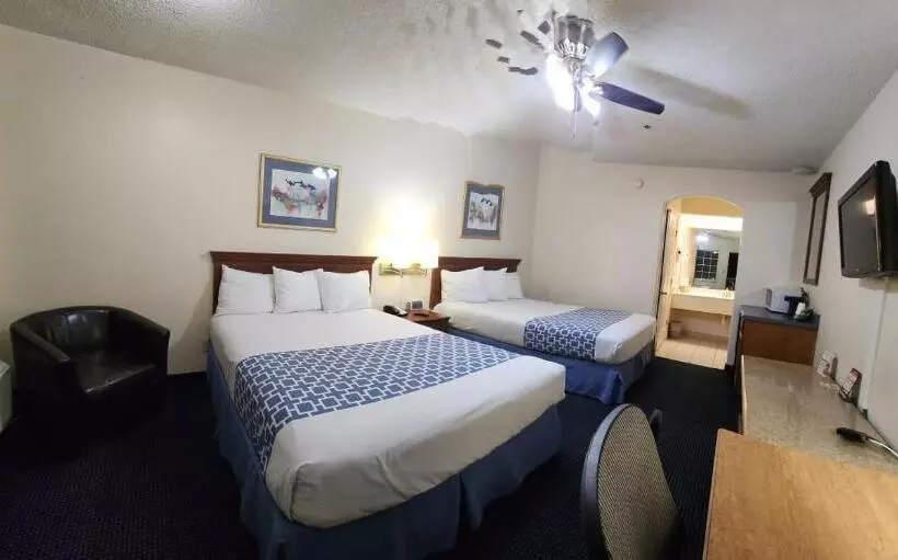 モーテル Flamingo Inn