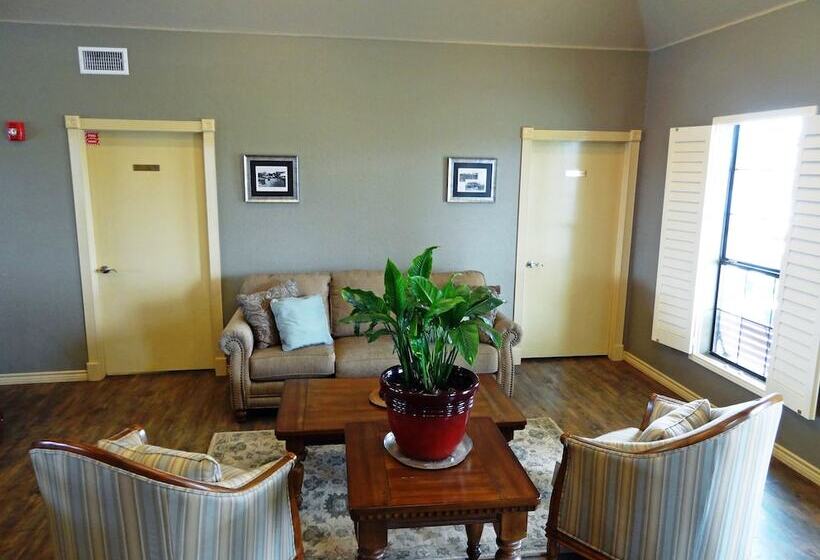 Motelli Kenedy Inn And Suites