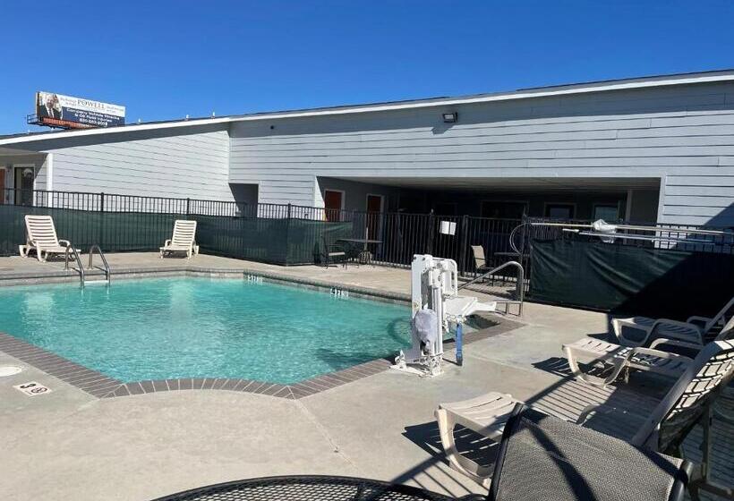 Motelli Kenedy Inn And Suites