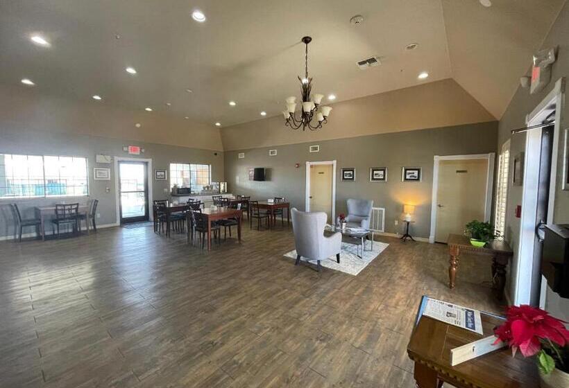 Motelli Kenedy Inn And Suites