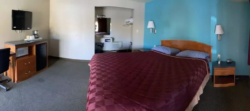 Motelli Lone Pine Budget Inn
