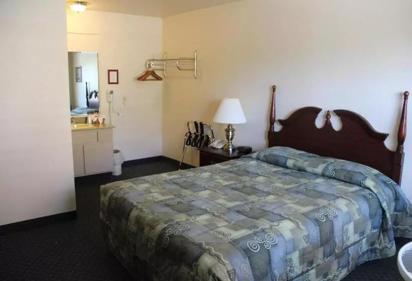 モーテル Schooner Bay Motor Inn