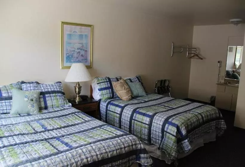 モーテル Schooner Bay Motor Inn