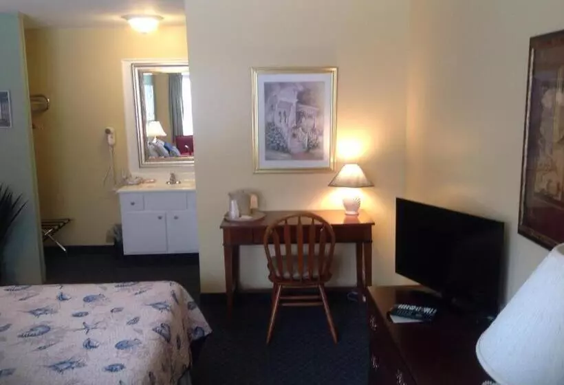 モーテル Schooner Bay Motor Inn