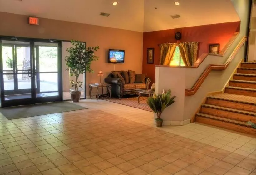 モーテル Smoky Mountain Inn & Suites