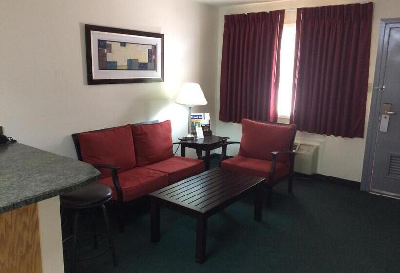 فندق على الطريق Travel Inn & Suites