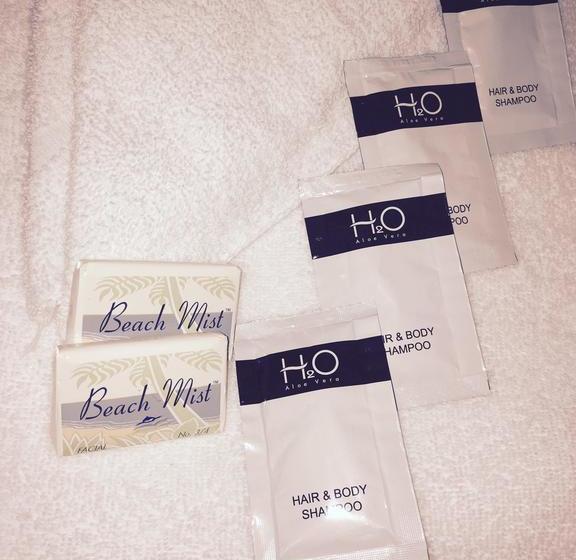 فندق على الطريق Travel Inn