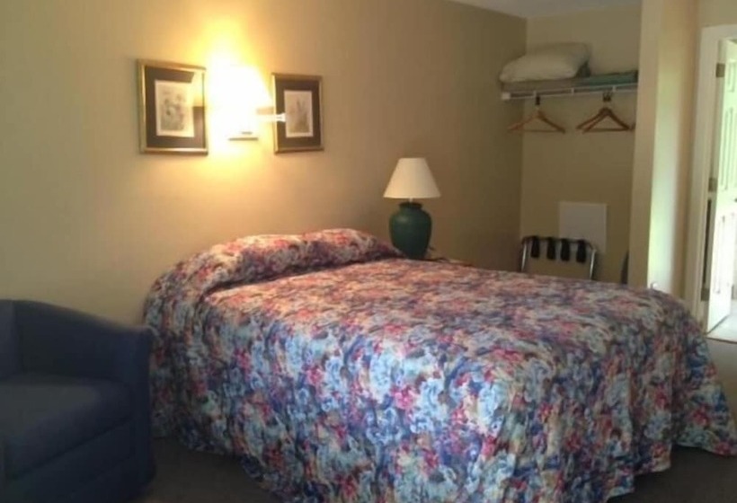 Attitash Motel