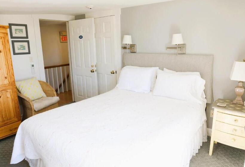 An English Garden Bed & Breakfast