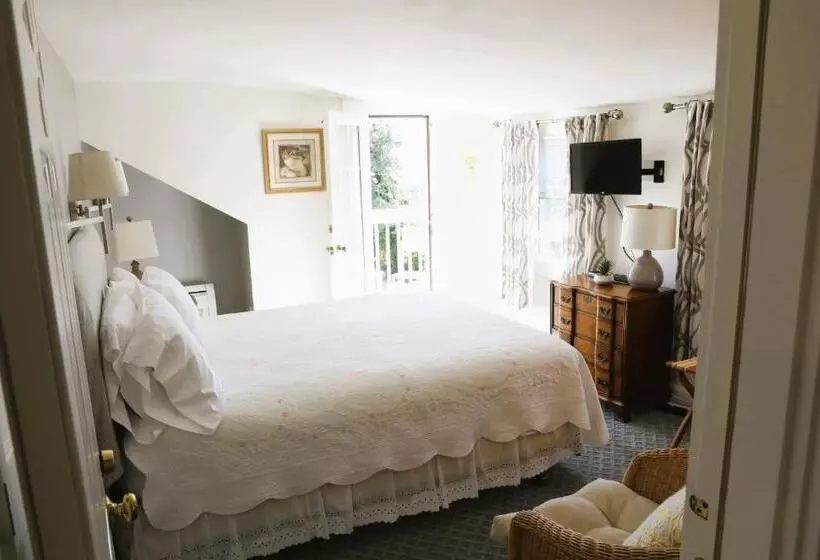 An English Garden Bed & Breakfast