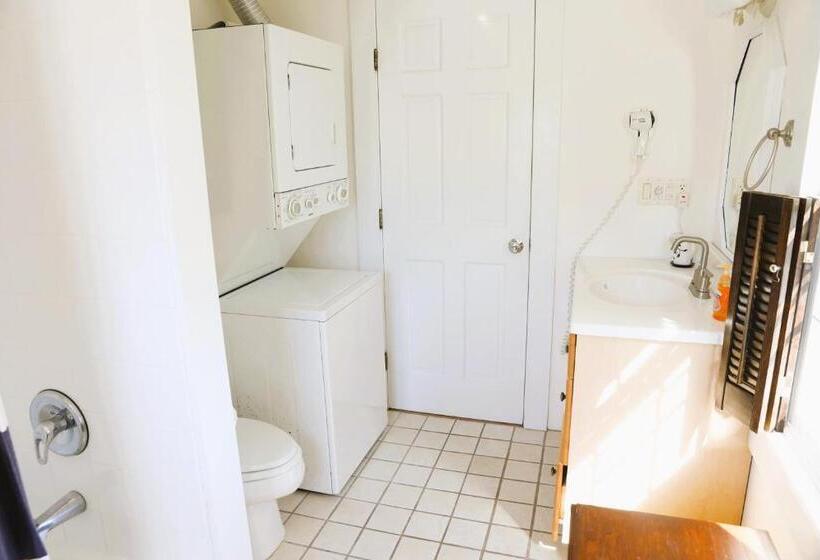 An English Garden Bed & Breakfast