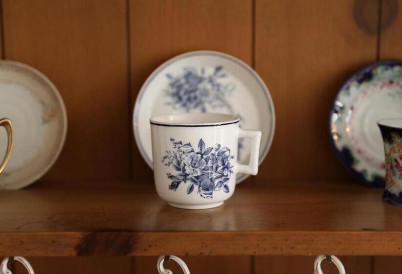 An English Garden Bed & Breakfast