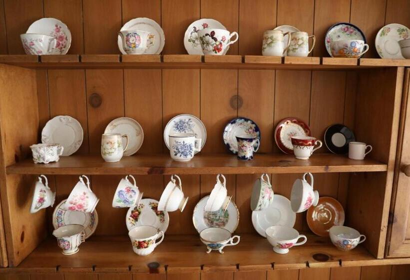 An English Garden Bed & Breakfast